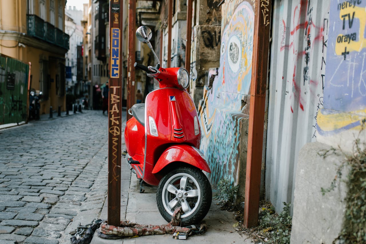 Top 5 electric scooters in India under Rs 50000